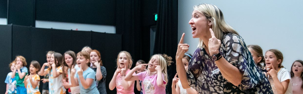 Drama Lessons for Ages 6-9